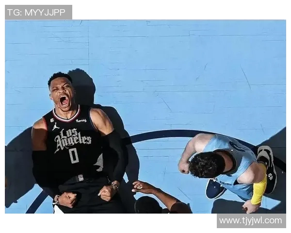 威少对阵灰熊精彩瞬间回顾展现篮球魅力与激情的巅峰对决