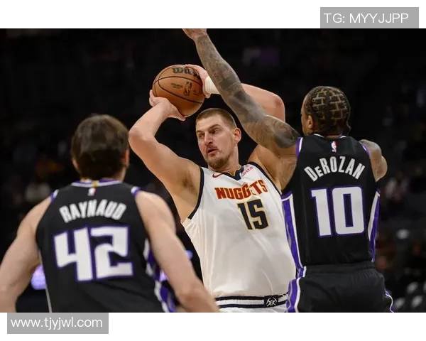 约基奇三双创历史新高掘金稳居西部第一展现强大实力