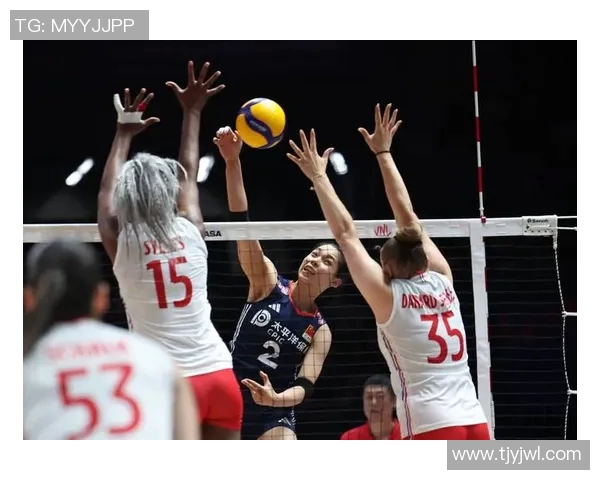 2012年女排精彩对决韩国队的激烈比赛回顾与精彩瞬间分析