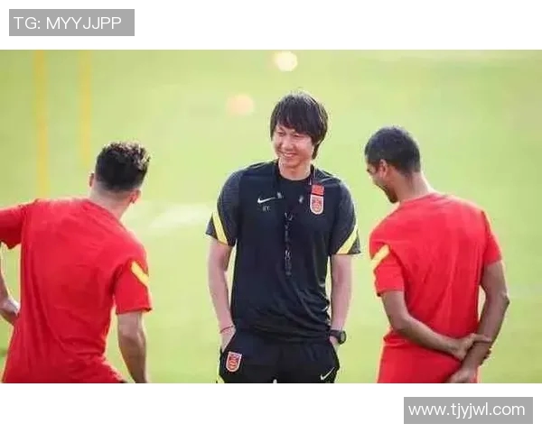 大不里与贾兹拉的较量揭示了足球战术与团队精神的完美结合