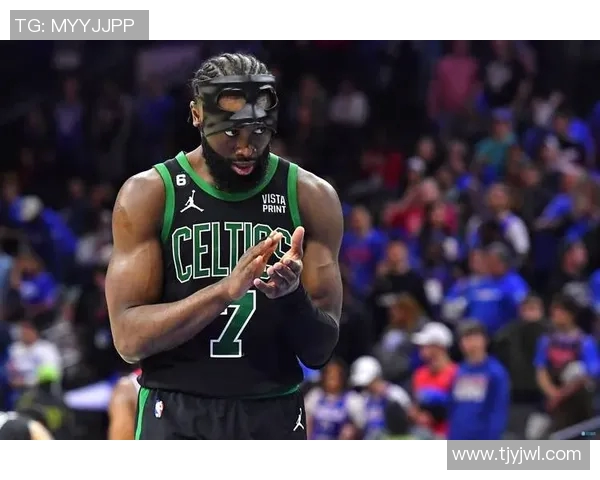 杰伦布朗：从新星到领袖的成长之路与未来展望