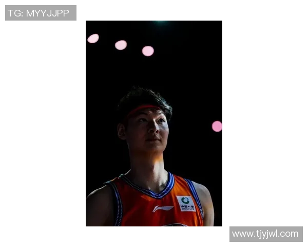 王哲林的篮球之路：从青涩少年到CBA巨星的成长历程与奋斗故事