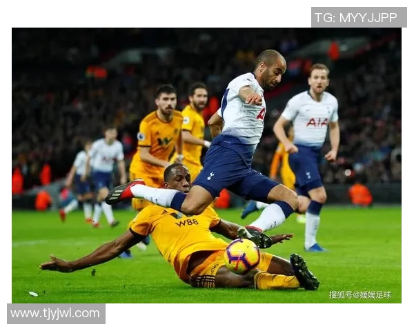 狼队与西布朗激战正酣谁能在这场对决中笑到最后 狼队与西布朗激战正酣谁能在这场对决中笑到最后