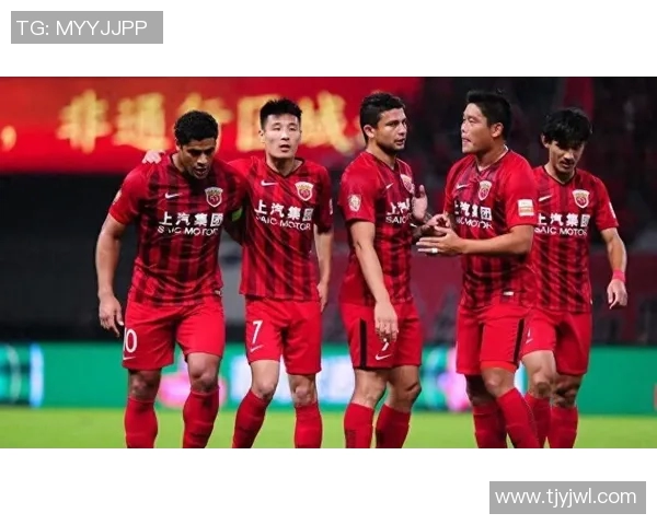 富力与上港激战正酣直播精彩瞬间不容错过 富力与上港激战正酣直播精彩瞬间不容错过