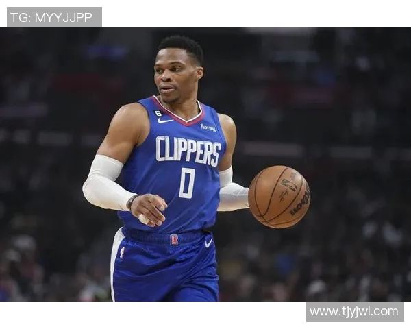 威斯布鲁克与球迷之间的冲突与和解背后的故事与反思 威斯布鲁克与球迷之间的冲突与和解背后的故事与反思